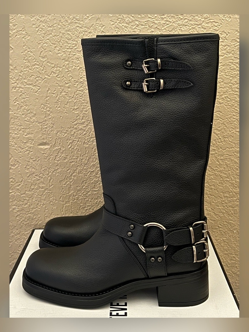 Steve Madden Women’s Astor Black Leather Buckle Boots Size-8